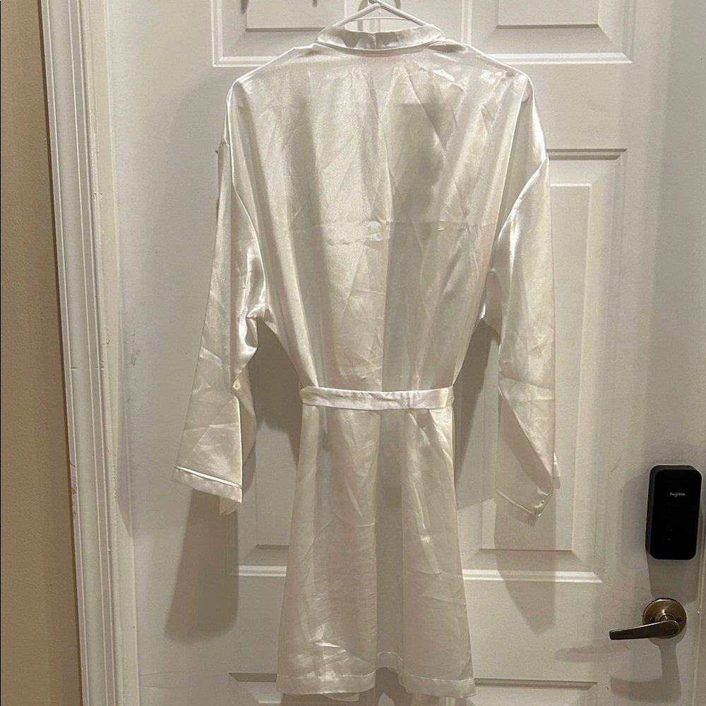 Oscar de la Renta Sheer White Robe - Picture 3 of 4